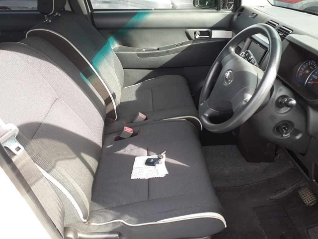 DAIHATSU MOVE CONTE 2013