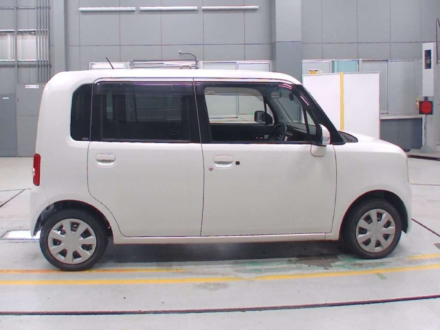 DAIHATSU MOVE CONTE 2013