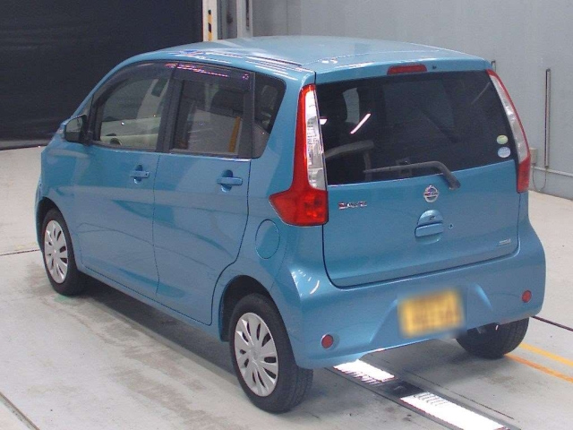NISSAN DAYZ 2013
