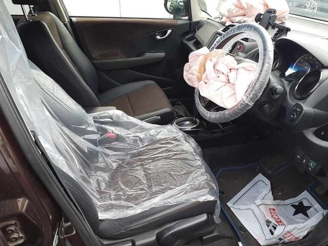 HONDA FIT SHUTTLE 2012