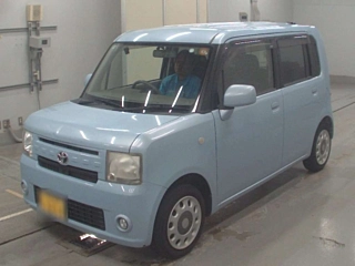 TOYOTA PIXIS SPACE 2014