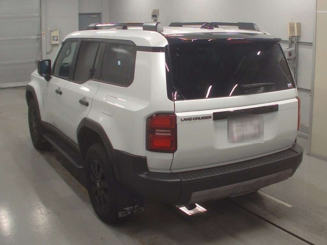 TOYOTA LAND CRUISER 2024