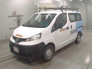 NISSAN NV200 2017