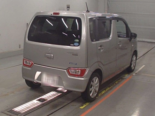 SUZUKI WAGON R 2019