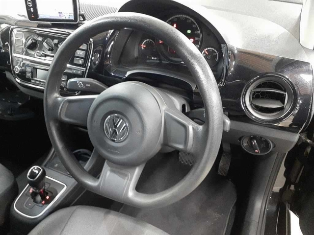 VOLKSWAGEN UP 2012