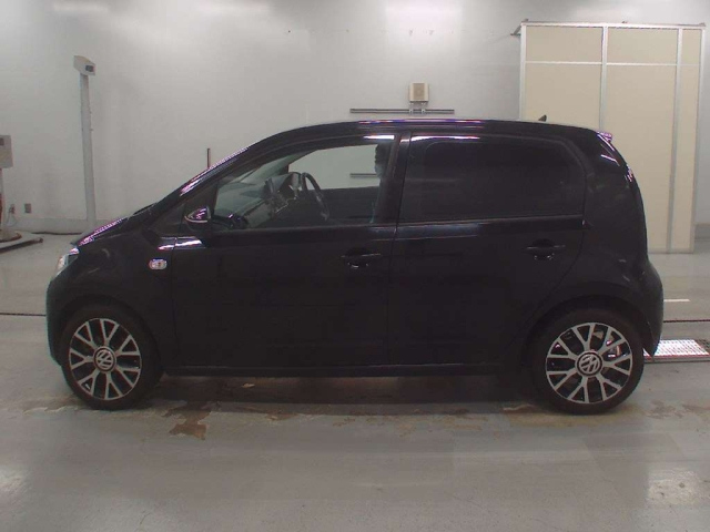 VOLKSWAGEN UP 2012