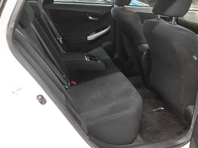 TOYOTA PRIUS PHV 2012