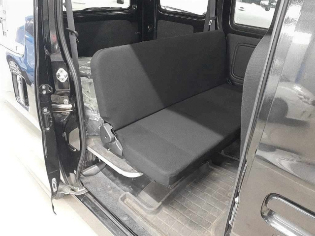 DAIHATSU HIJET VAN 2017