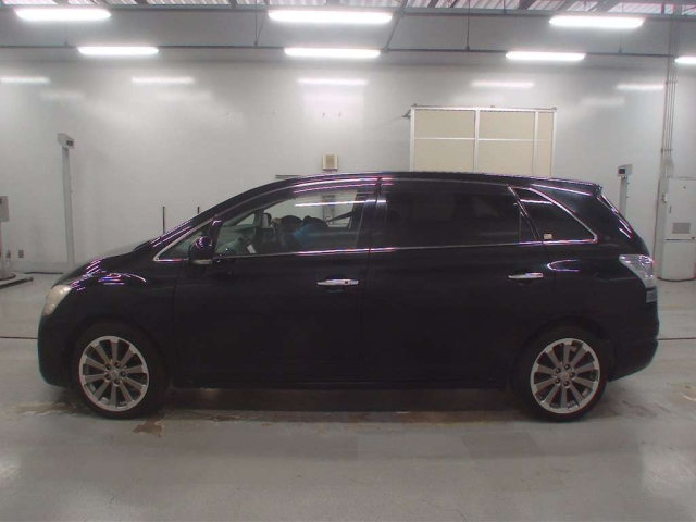 TOYOTA MARK X ZIO 2011