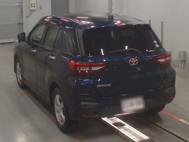 TOYOTA RAIZE 2020
