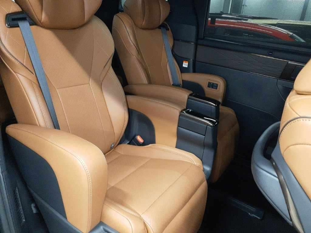 TOYOTA VELLFIRE 2024