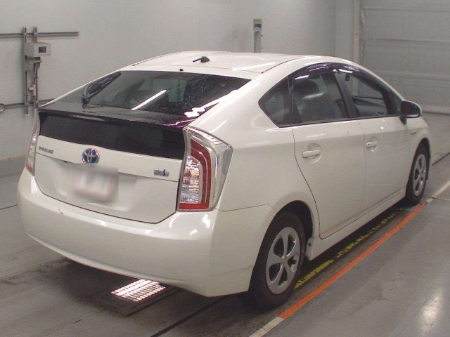 TOYOTA PRIUS 2013