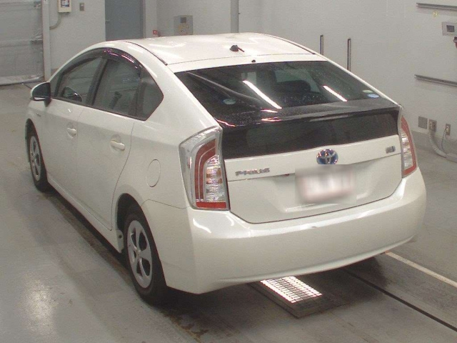 TOYOTA PRIUS 2013