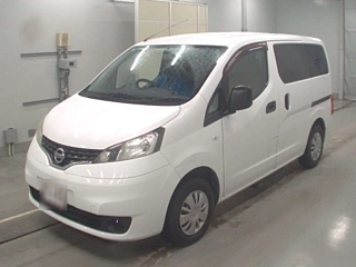 NISSAN NV200 2012