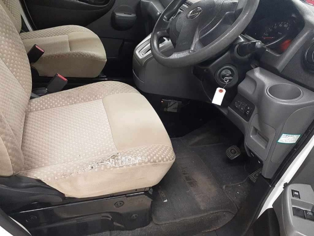 NISSAN NV200 2012