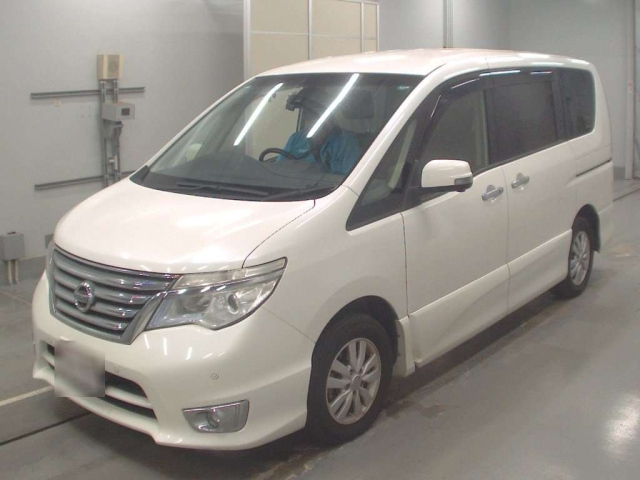 NISSAN SERENA 2015