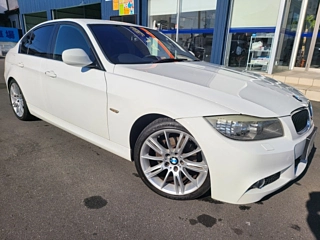 BMW 3 SERIES 2011