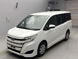 TOYOTA NOAH 2019