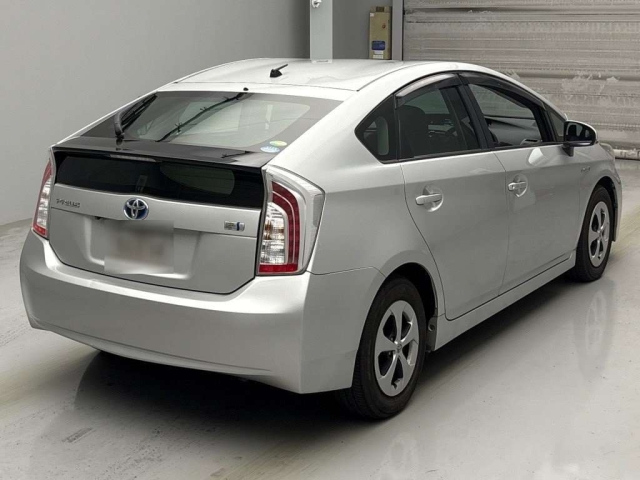 TOYOTA PRIUS 2012