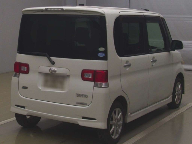 DAIHATSU TANTO 2013