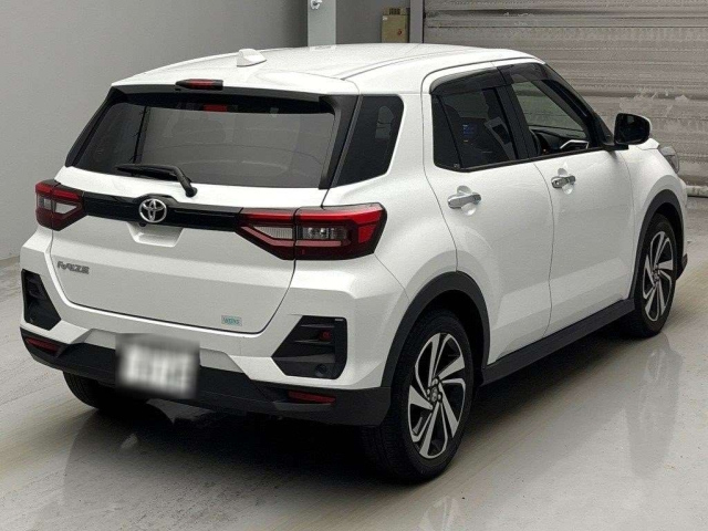 TOYOTA RAIZE 2023