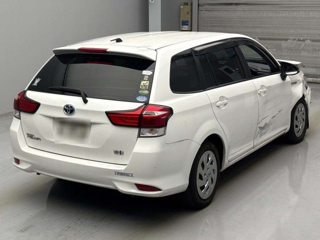 TOYOTA COROLLA FIELDER 2018
