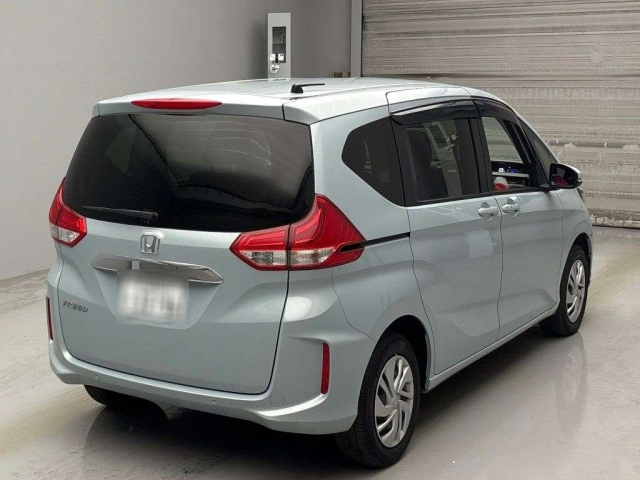 HONDA FREED 2023
