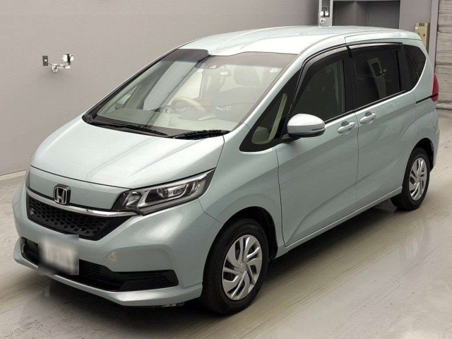 HONDA FREED 2023