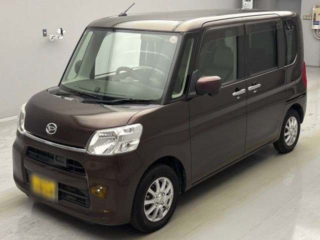 DAIHATSU TANTO 2015