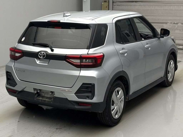 TOYOTA RAIZE 2021