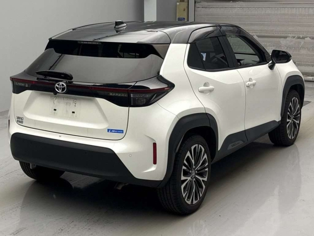 TOYOTA YARIS CROSS 2021