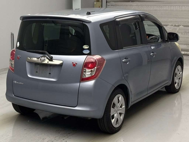 TOYOTA RACTIS 2009