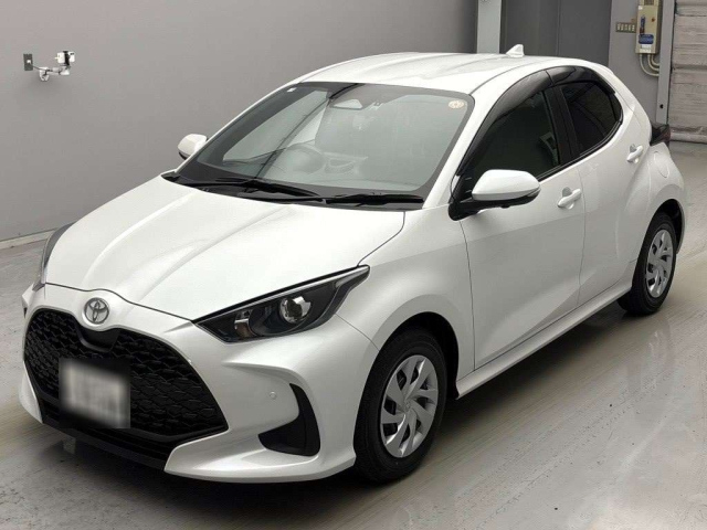 TOYOTA YARIS 2025
