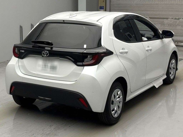 TOYOTA YARIS 2025