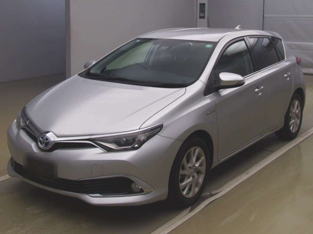 TOYOTA AURIS 2016