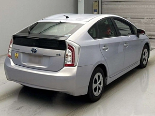 TOYOTA PRIUS 2015