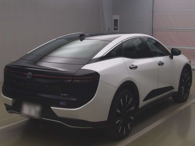 TOYOTA CROWN CROSSOVER 2024