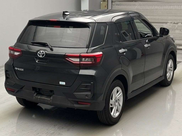 TOYOTA RAIZE 2023