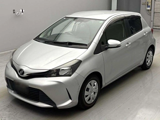 TOYOTA VITZ 2016