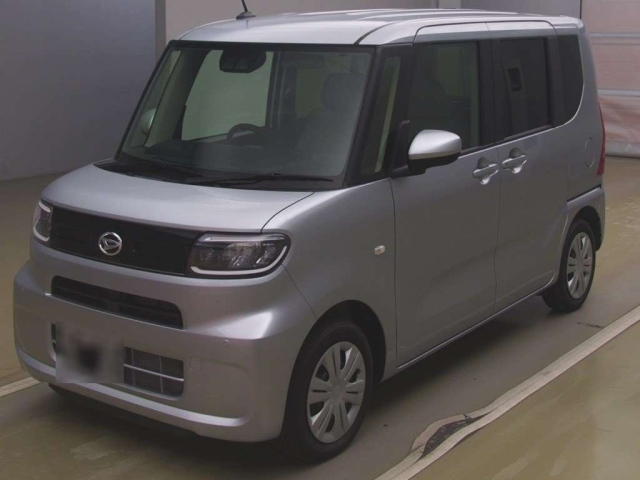 DAIHATSU TANTO 2024
