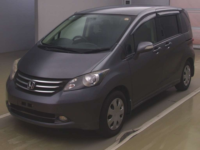 HONDA FREED 2009