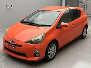 TOYOTA AQUA 2013