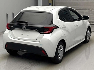 TOYOTA YARIS 2024