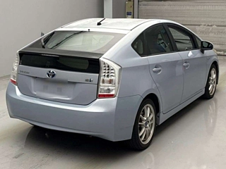 TOYOTA PRIUS 2011