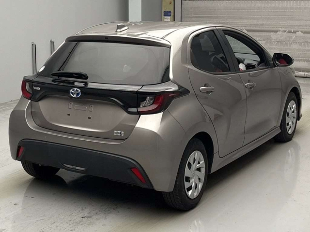 TOYOTA YARIS 2021