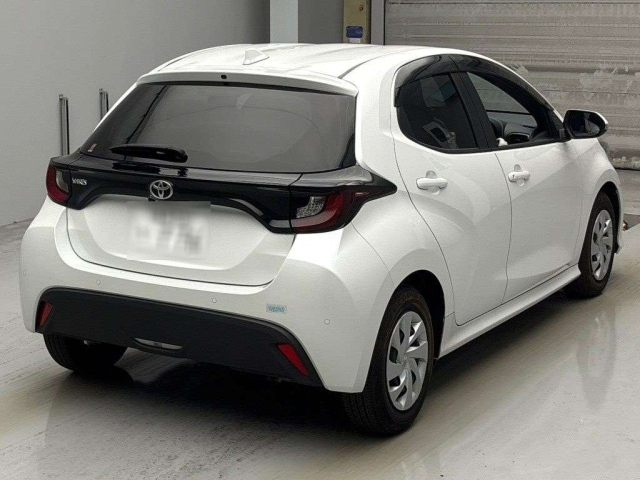 TOYOTA YARIS 2024