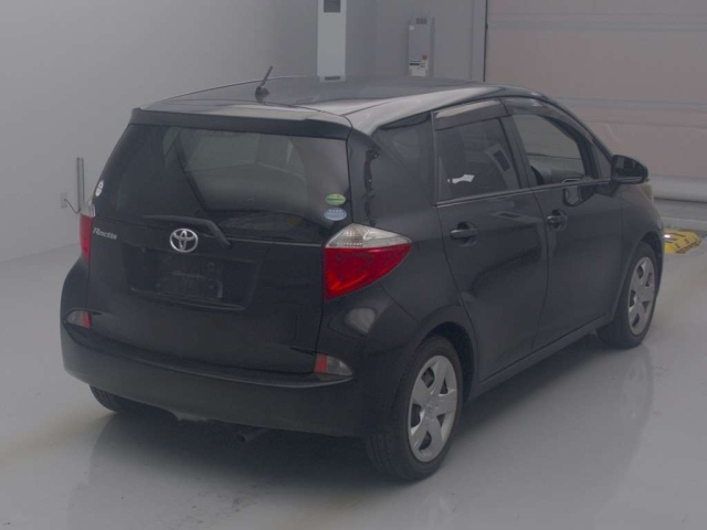 TOYOTA RACTIS 2012