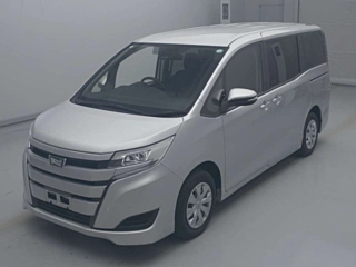 TOYOTA NOAH 2021