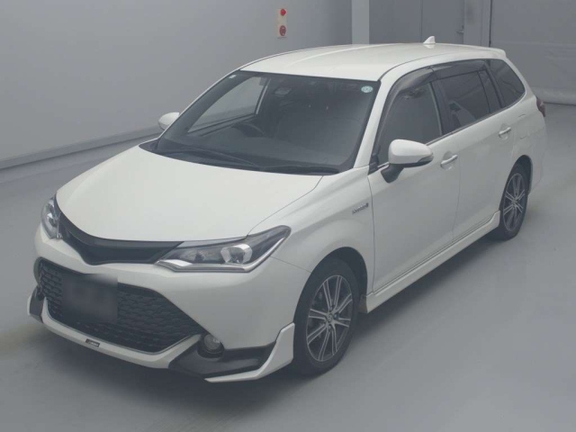 TOYOTA COROLLA FIELDER 2015