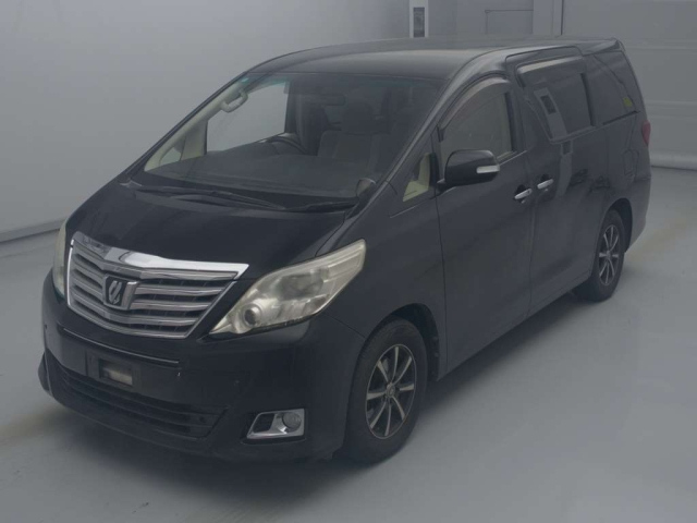 TOYOTA ALPHARD 2013